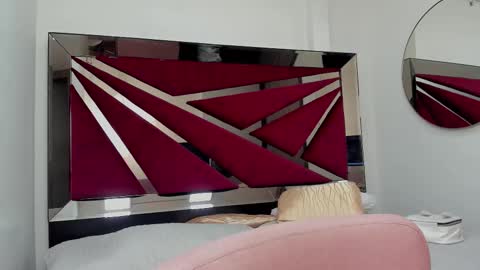 saskiagrendel online show from March 21, 8:52 am