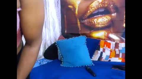 sasyylissaa online show from December 19, 1:36 pm