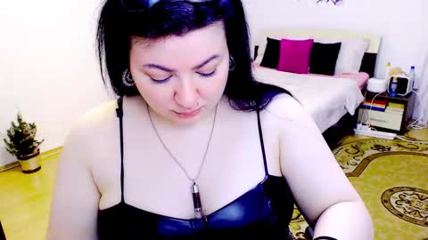 Queen Of The Damned online show from January 28, 6:05 am