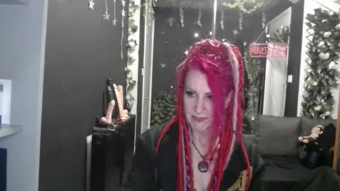 SaucySky online show from January 19, 8:32 am