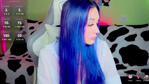 Ariel online show from September 25, 3:49 am