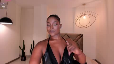 S a v a n n a h  online show from May 27, 1:57 am