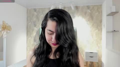 Saya Amaretto  online show from November 16, 7:03 pm