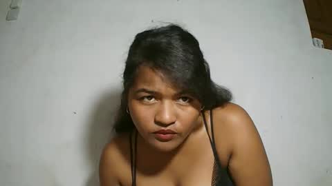 saylla1 online show from February 5, 8:28 am
