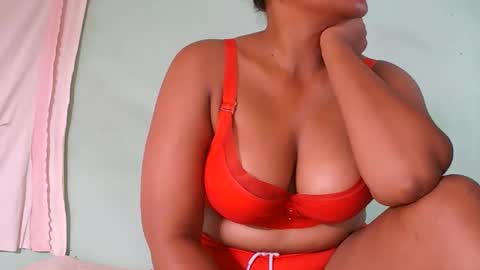 saylla1 online show from February 26, 2:16 pm