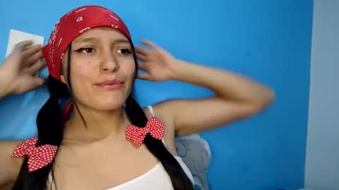 Snapshot of sayuce_black chatting on December 4, 1:47 am sayuce black online show from December 4, 1:47 am