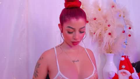 scarleett jones online show from December 14, 9:31 pm