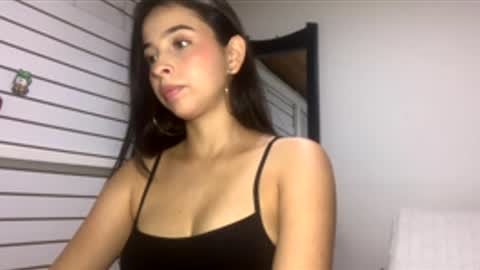 scarlet_muse18 online show from April 13, 10:43 pm