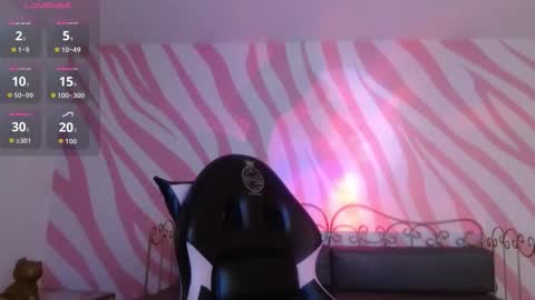 Kimberly online show from February 24, 1:43 pm