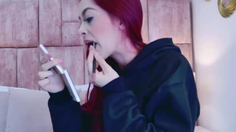 Scarlet Fooxs online show from April 20, 12:30 pm