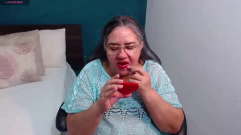 Scarlett  online show from February 19, 2:00 am