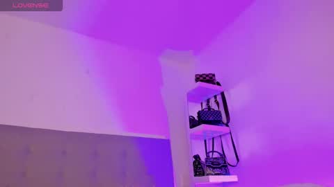 Scarlett jones online show from January 18, 12:51 am