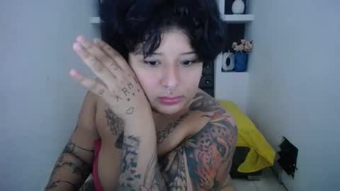 Snapshot of scarlett_keaty chatting on December 10, 3:12 pm scarlett online show from December 10, 3:12 pm