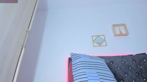 Snapshot of scarlett_monn chatting on September 27, 4:19 am Scarlett  online show from September 27, 4:19 am