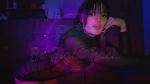 Snapshot of scarlett_v3la chatting on February 9, 1:45 am Scarlett  online show from February 9, 1:45 am