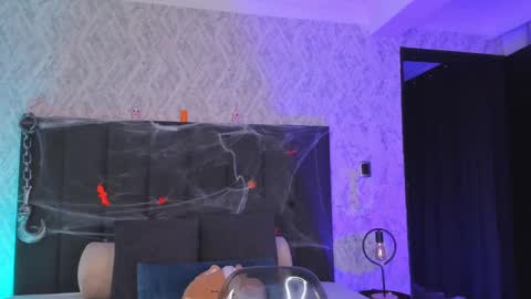 Scarlett online show from October 31, 6:04 am