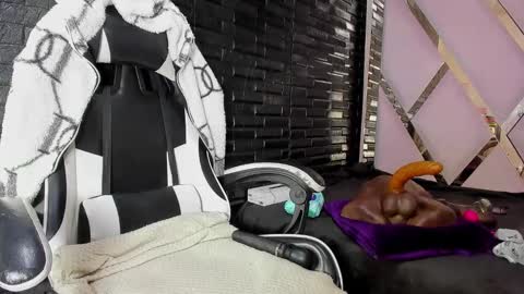 scarlettsexrs online show from March 25, 3:04 pm