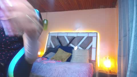 Scarllett online show from December 19, 4:34 am