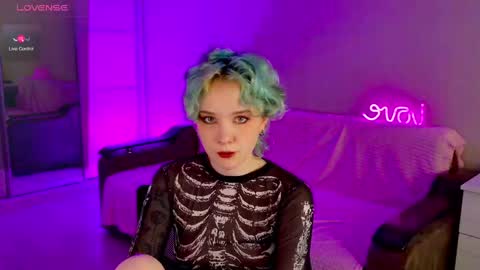 Rina online show from March 9, 1:04 pm