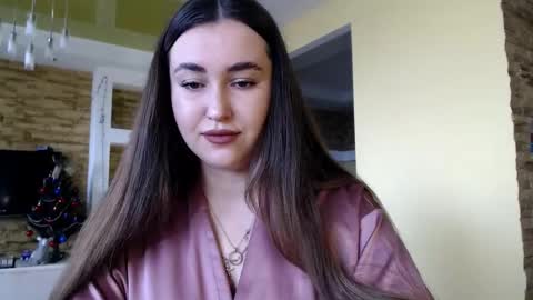 Snapshot of sea_cocktail chatting on January 4, 9:32 am Elizabeth  online show from January 4, 9:32 am