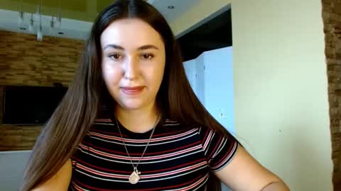 Elizabeth  online show from March 17, 8:29 am