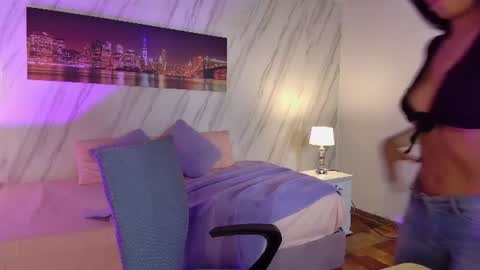 ASHLEY online show from June 12, 8:17 pm