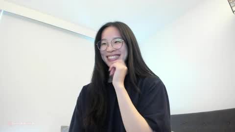 Angela online show from May 9, 2:35 am