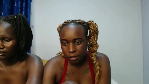 Snapshot of seductive_candie chatting on October 21, 6:56 pm Candie online show from October 21, 6:56 pm