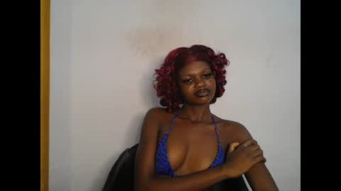 seductive_sugar247 online show from June 26, 5:20 am