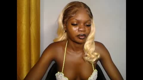 seductive_sugar247 online show from June 10, 2:55 am