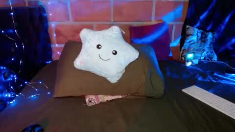 seleena_01 online show from March 12, 1:08 am