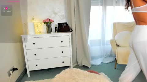 Selena online show from March 21, 10:09 am