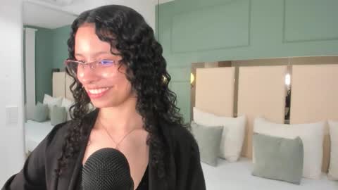 Selene Rousse  online show from September 16, 3:03 am