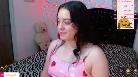 Selene G  online show from October 7, 4:50 am