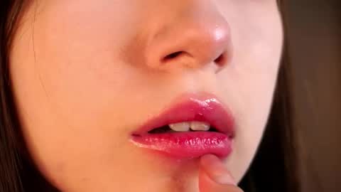 Elizabeth online show from November 24, 3:25 pm