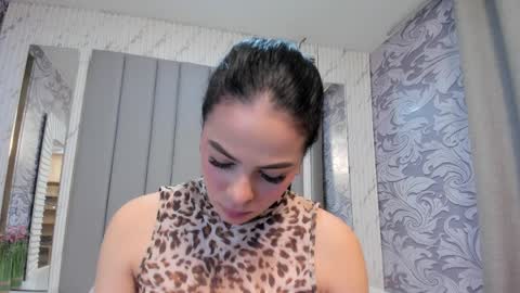 Sophie     online show from April 9, 11:15 am