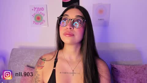 Snapshot of sensualhaven_ chatting on December 14, 12:01 am sensualhaven_ online show from December 14, 12:01 am