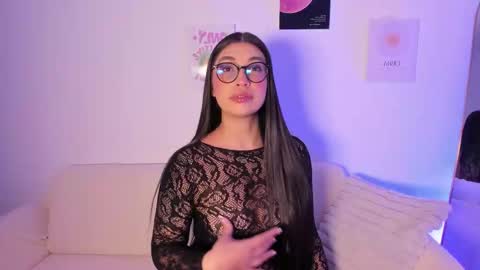 Snapshot of sensualhaven_ chatting on November 2, 1:09 am sensualhaven_ online show from November 2, 1:09 am