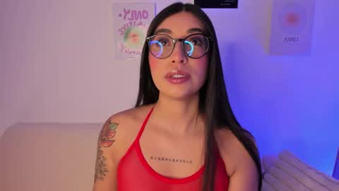 Snapshot of sensualhaven_ chatting on October 29, 12:26 am sensualhaven_ online show from October 29, 12:26 am