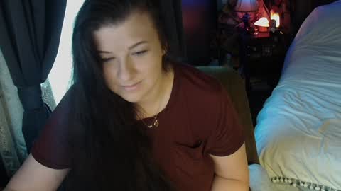 Tara online show from January 2, 1:30 pm