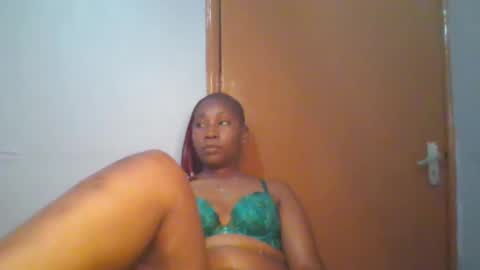 Maggie online show from February 26, 2:05 pm