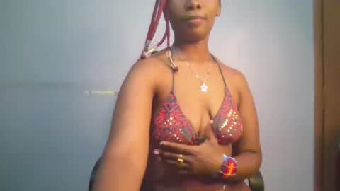 Maggie online show from February 24, 8:58 pm