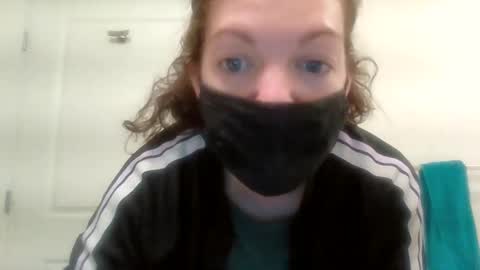 sexislitpuss69 online show from December 31, 9:06 pm