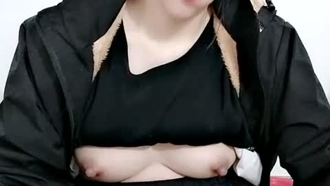 sexy8685 online show from January 19, 8:21 am