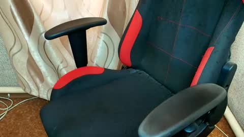 Jessica  Face only in pvt or in snapchat Dont ask more.... online show from November 22, 11:35 am