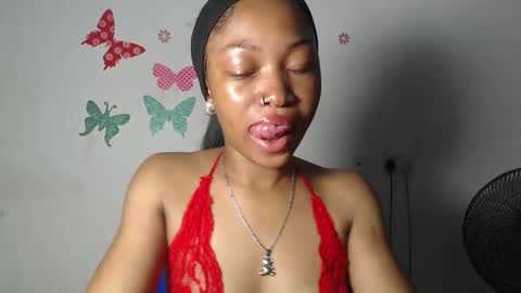 sexy_bluey247 online show from January 31, 7:11 pm