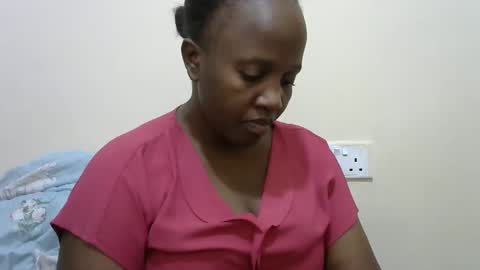Sweet Dee online show from June 3, 5:41 am