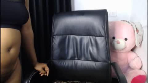 TAISHA online show from November 7, 6:57 pm