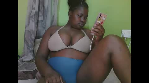 sexy_divana online show from February 8, 4:35 pm