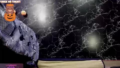    online show from October 31, 6:01 pm